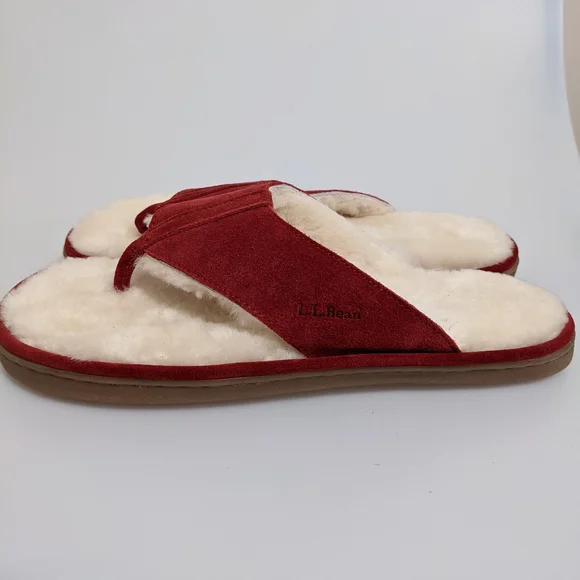 L.L. Bean Women's Red Suede Shearling-Trim Thong Slippers - Picture 4 of 7